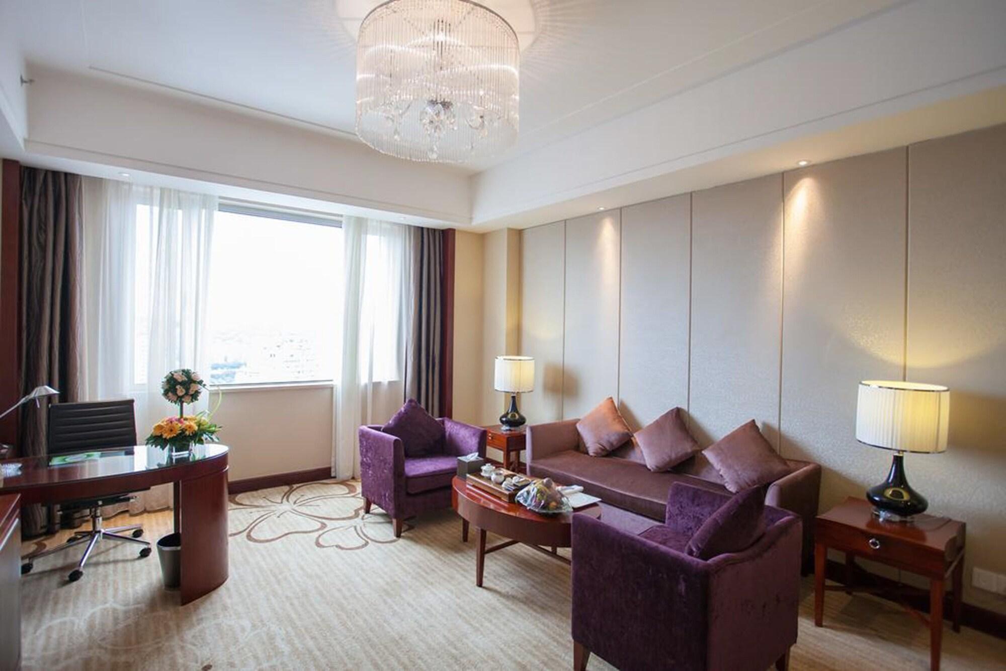 Ramada Plaza Shaoguan City Centre Esterno foto