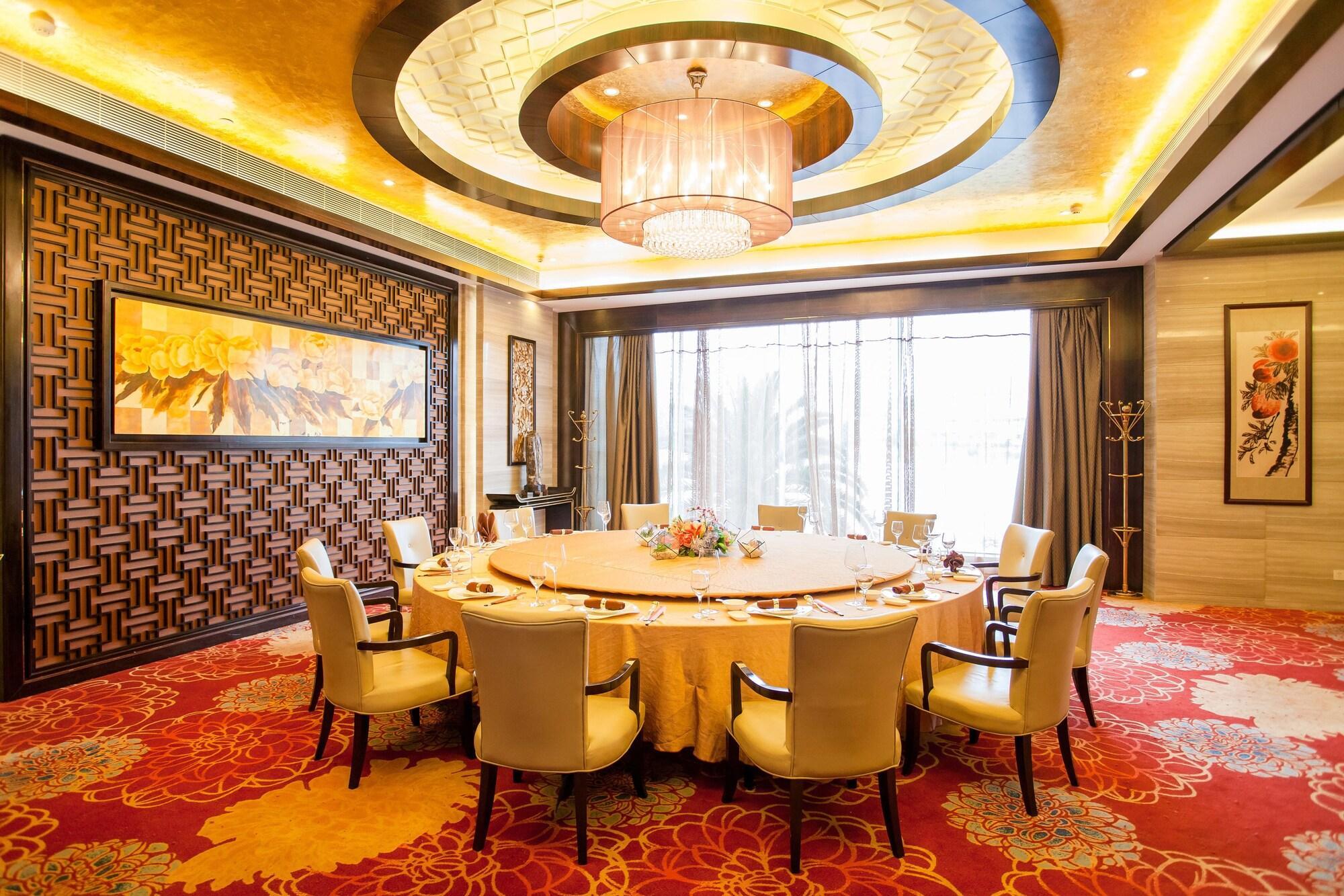 Ramada Plaza Shaoguan City Centre Esterno foto